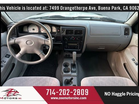 Used 2002 Toyota Tacoma PreRunner image 17