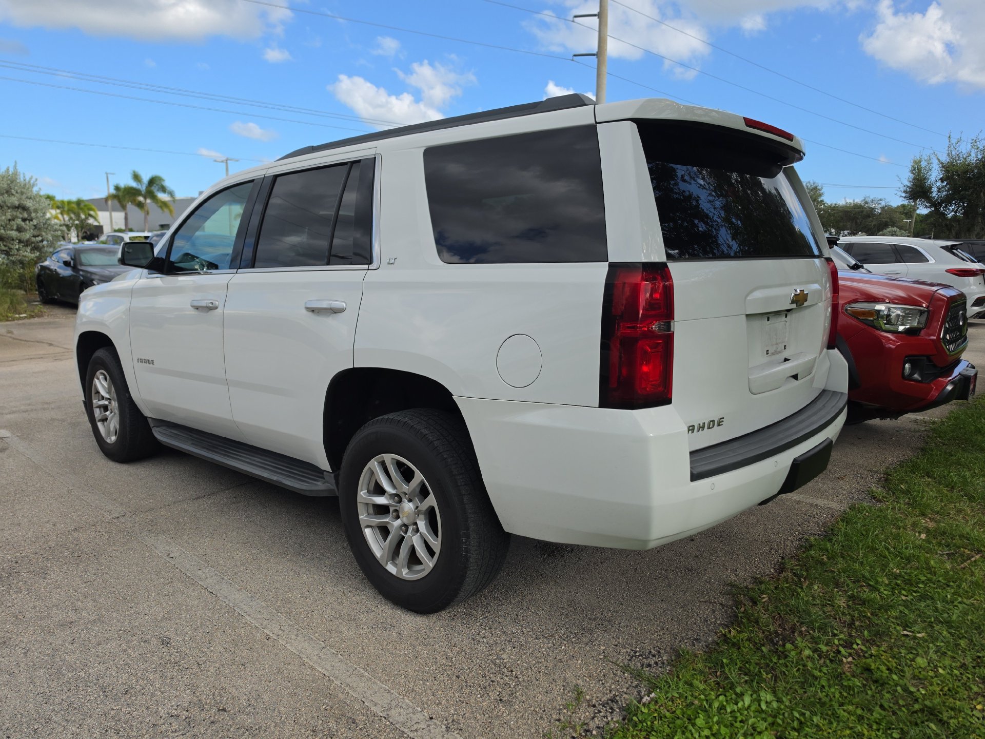 Used 2016 Chevrolet Tahoe LT RWD image 4
