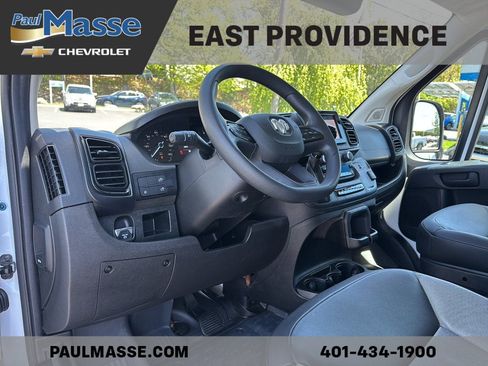Used 2025 RAM ProMaster 2500 w/ Convenience Group FWD image 14