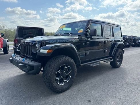 Used 2022 Jeep Wrangler Unlimited Rubicon 4xe w/ Steel Bumper Group AWD/4WD image 7