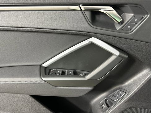 New 2025 Audi Q3 2.0T Premium image 10