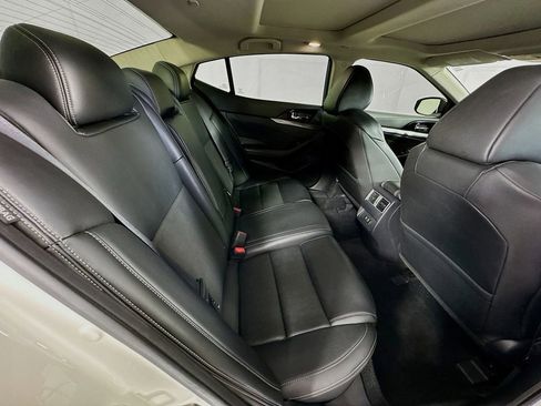 Used 2020 Nissan Maxima 3.5 SL w/ Floor Mat Group image 34