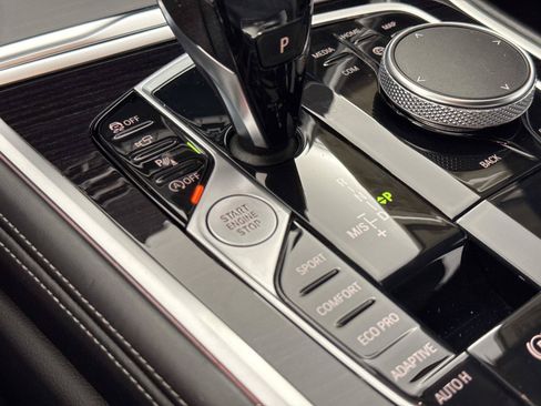 Used 2021 BMW 840i Coupe w/ Driving Assistance Package RWD image 20