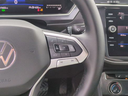 Certified 2024 Volkswagen Tiguan Wolfsburg Edition image 21