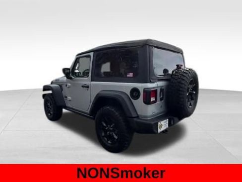 Used 2022 Jeep Wrangler Sport image 9
