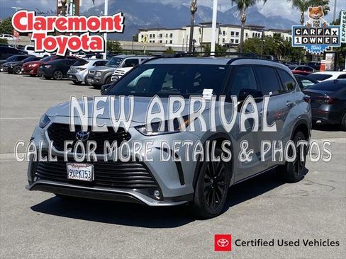 Certified 2025 Toyota Highlander XSE AWD/4WD image 1
