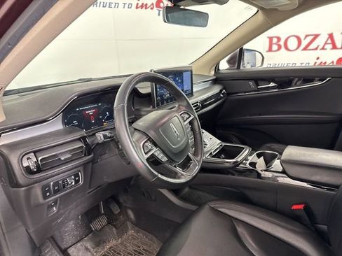 Certified 2023 Lincoln Nautilus AWD w/ Premium Package image 12