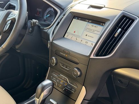 Used 2016 Ford Edge SEL w/ Equipment Group 201A FWD image 14