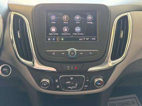 Used 2022 Chevrolet Equinox LT FWD image 38