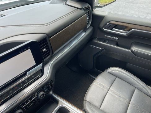 Used 2024 Chevrolet Silverado 1500 High Country w/ Technology Package image 25