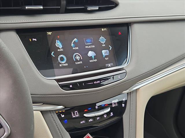Used 2017 Cadillac XT5 Premium Luxury FWD image 12