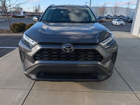 Used 2022 Toyota RAV4 XLE image 5