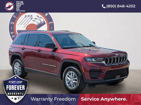New 2025 Jeep Grand Cherokee 4WD image 1