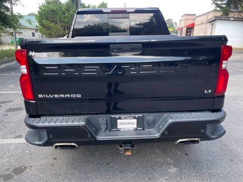 Used 2020 Chevrolet Silverado 1500 LT Trail Boss image 4
