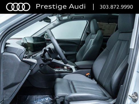 Used 2025 Audi Q5 Premium Plus w/ Premium Plus AWD/4WD image 5