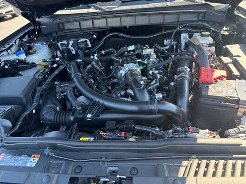 Used 2024 Ford Bronco Wildtrak image 28