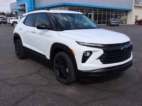 New 2026 Chevrolet TrailBlazer LT image 2
