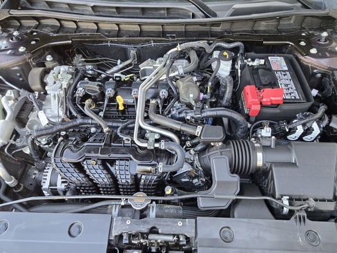 Used 2024 Nissan Altima 2.5 SV FWD image 20