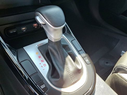 Used 2023 Kia Forte GT-Line image 15