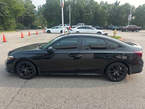 Used 2025 Honda Civic Sport image 5