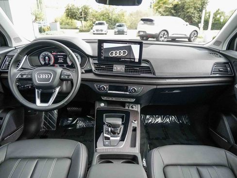 Certified 2023 Audi Q5 2.0T Premium Plus w/ Premium Plus Package AWD/4WD image 14
