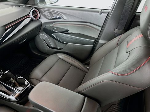 Used 2026 Chevrolet Trax RS w/ Driver Confidence Package image 22