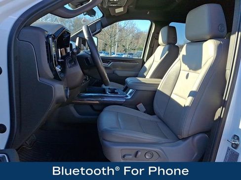 Used 2024 Chevrolet Silverado 2500 LTZ w/ LTZ Convenience Package image 17