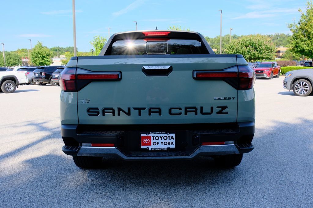 Used 2024 Hyundai Santa Cruz Limited AWD/4WD image 4