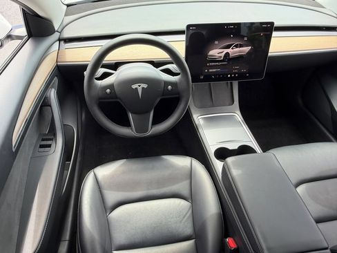 Used 2023 Tesla Model 3 Standard Range RWD image 13
