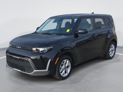 Used 2024 Kia Soul LX w/ Option Group 015