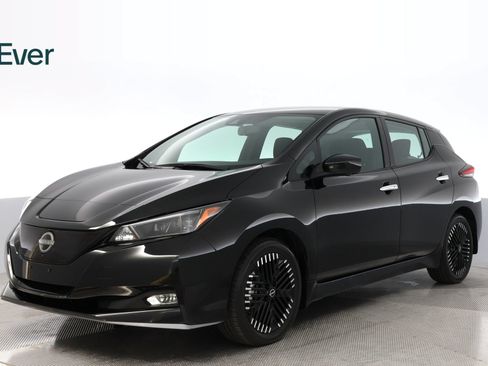 Used 2024 Nissan Leaf SV Plus FWD image 2