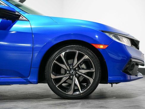 Used 2019 Honda Civic Sport image 9