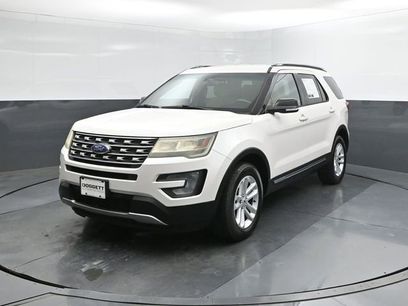 Used 2017 Ford Explorer XLT