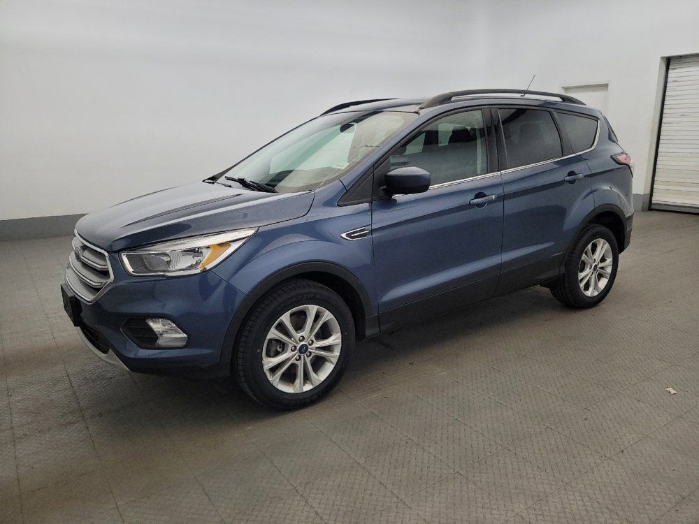 Used 2018 Ford Escape SE w/ SE Sync 3 Package AWD/4WD image 2