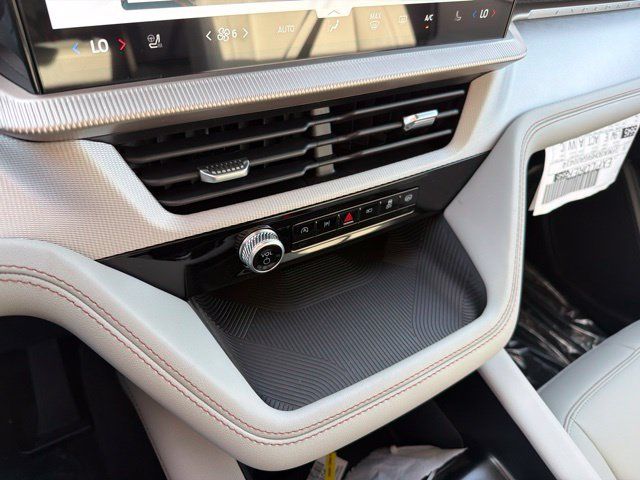 New 2027 Ford Explorer Active w/ Active Comfort Package AWD/4WD image 18