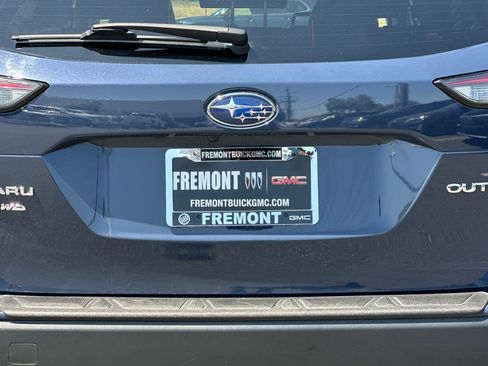 Used 2023 Subaru Outback Limited image 52