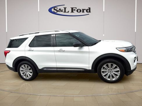 Certified 2022 Ford Explorer Limited image 10