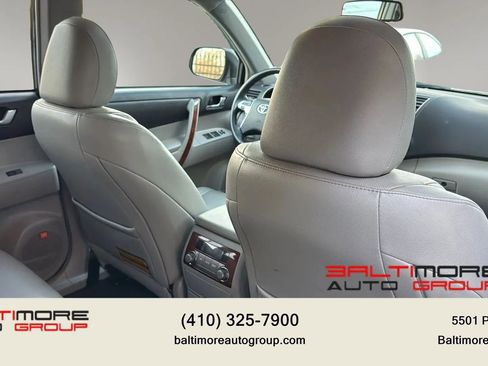 Used 2013 Toyota Highlander Limited AWD/4WD image 20