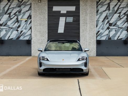 Used 2023 Porsche Taycan GTS w/ Premium Package (P6U) AWD/4WD image 3