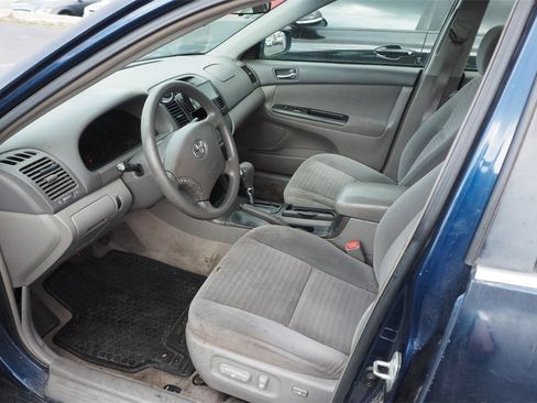 Used 2005 Toyota Camry LE image 5