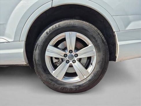 Used 2018 Audi Q7 2.0T Premium Plus AWD/4WD image 9