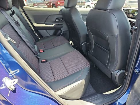 Used 2025 Nissan Kicks SR FWD image 15