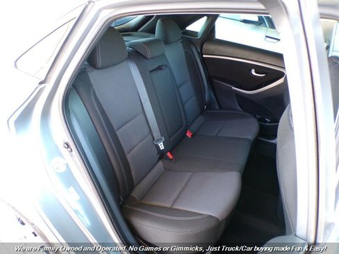 Used 2016 Hyundai Elantra GT w/ Option Group 02 image 22