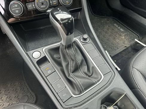 Used 2023 Volkswagen Jetta SE FWD image 18