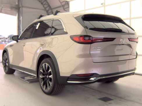 Used 2024 MAZDA CX-90 Plug-In Hybrid w/ Premium Plus AWD/4WD image 3