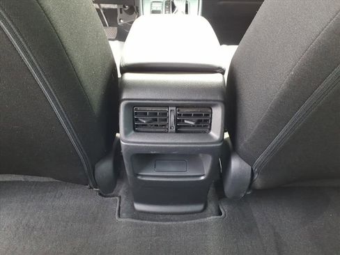 Used 2023 Honda CR-V LX image 5