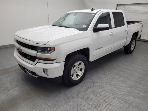 Used 2018 Chevrolet Silverado 1500 LT w/ All Star Edition AWD/4WD image 2