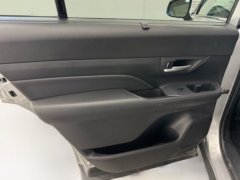 Used 2025 Toyota Grand Highlander XLE image 27