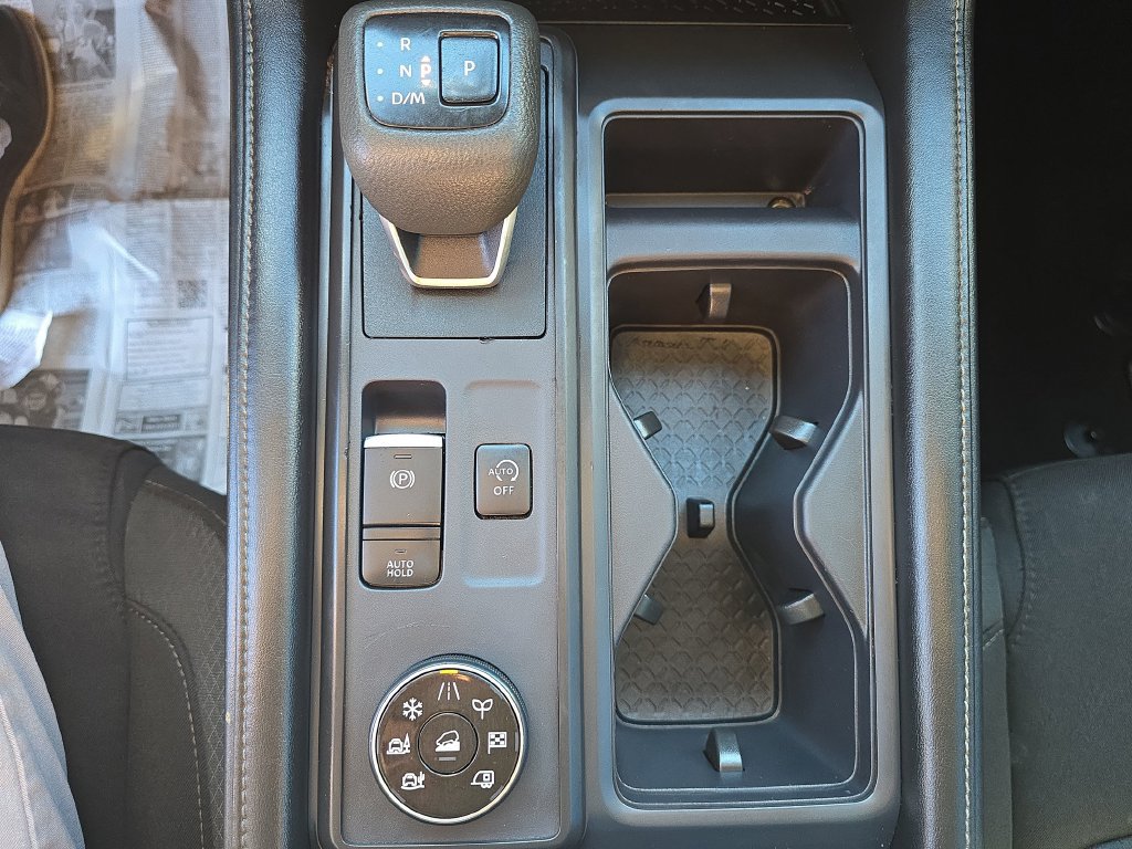 Used 2023 Nissan Pathfinder S AWD/4WD image 31