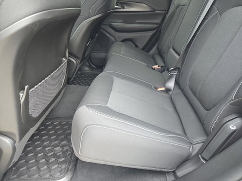 New 2026 Jeep Grand Cherokee Laredo RWD image 20